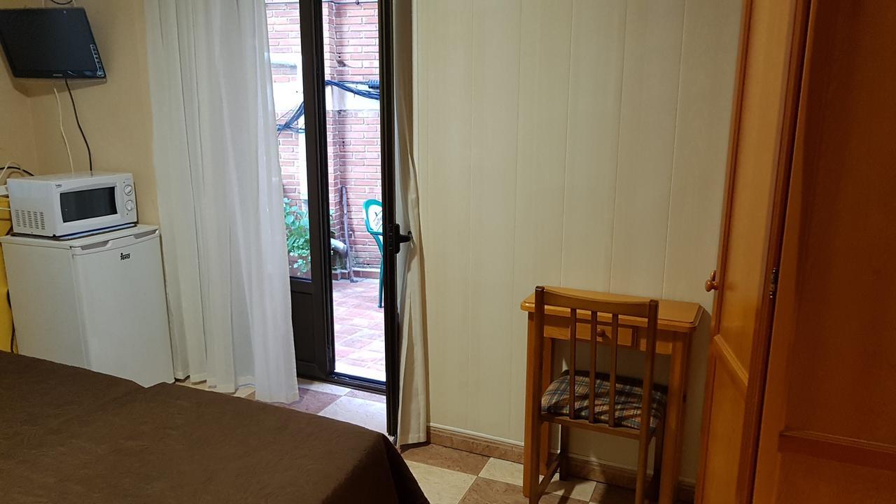 Pension Arenal San Vicente De La Barquera Luaran gambar